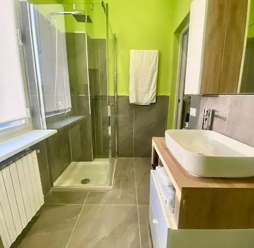 Jumbo Flat In Lägenhet Bergamo