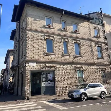 Jumbo Flat In Apartament Bergamo